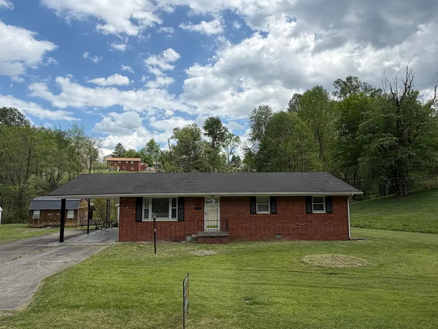 112 N Earls Avenue, Corbin, KY 40701 - #2