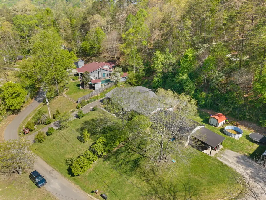 191 Armory Road, Prestonsburg, KY 41653 - #2