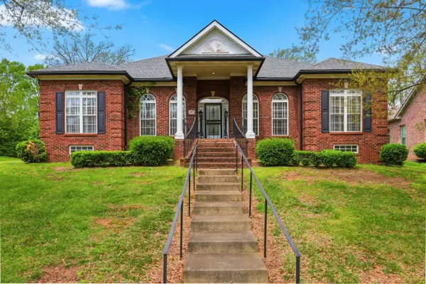 4117 John Alden Lane, Lexington, KY 40504