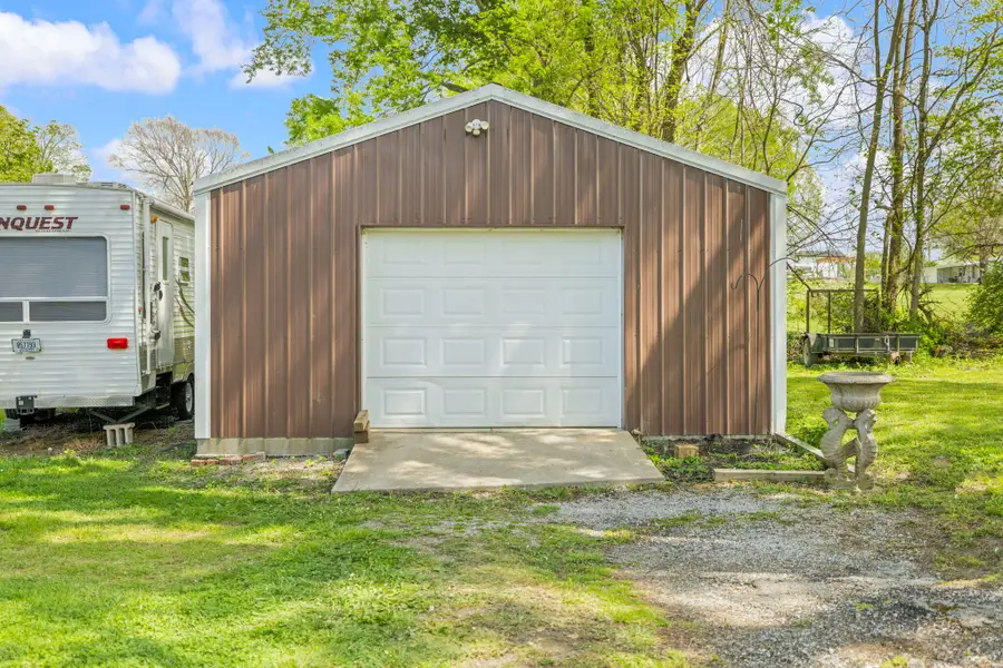 8215 Lebanon Road, Danville, KY 40422 - #3