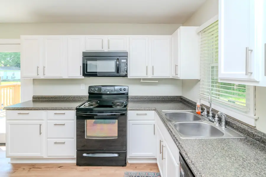 1110 Queen Street, Danville, KY 40422 - #3