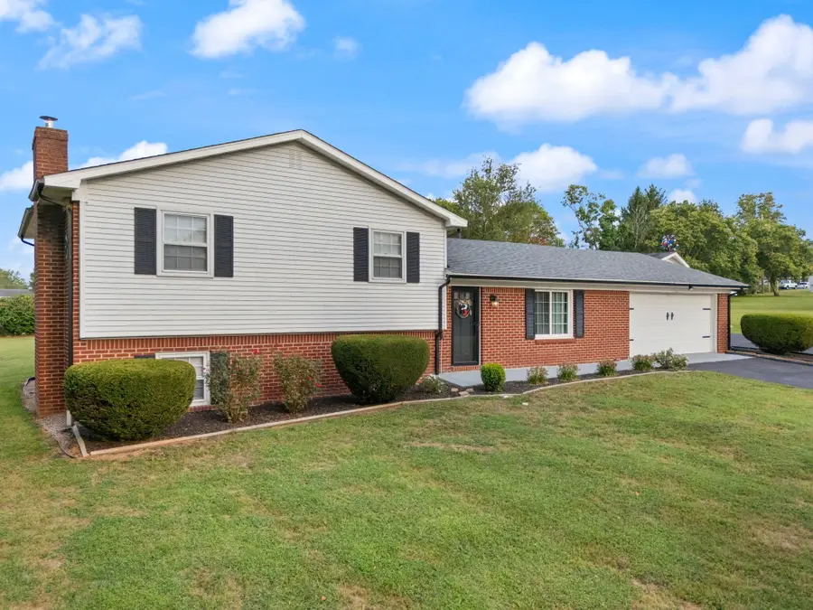 3090 Shakertown Road, Danville, KY 40422 - #2
