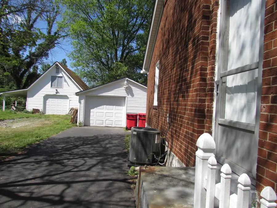 815 Bridgeport Road, Frankfort, KY 40601 - #3