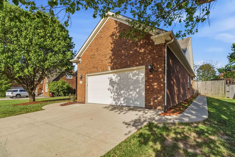 616 Shetland Drive, Richmond, KY 40475 - #2