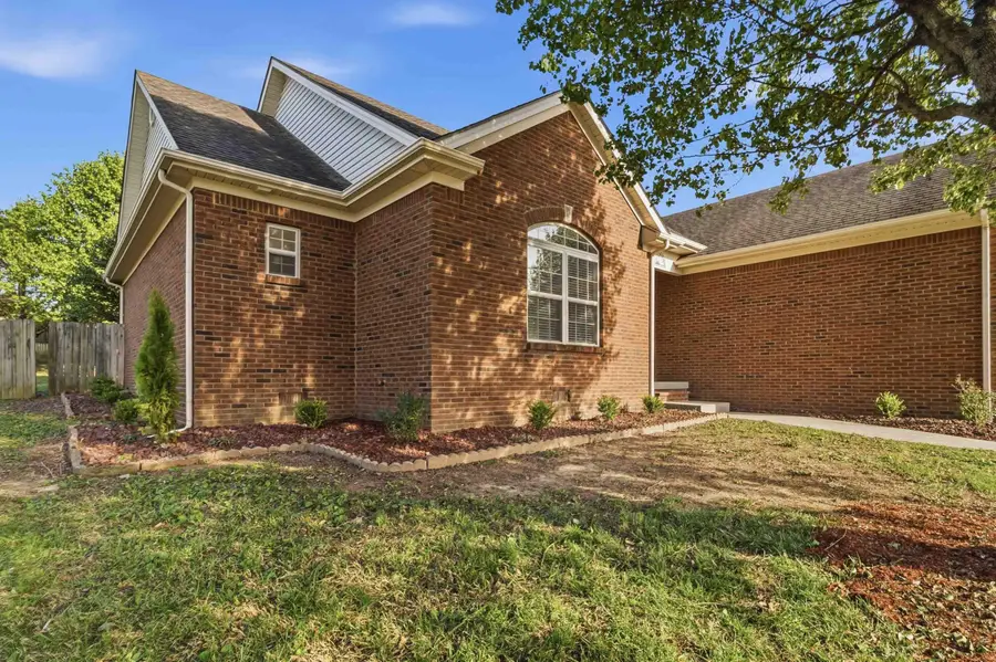 616 Shetland Drive, Richmond, KY 40475 - #3