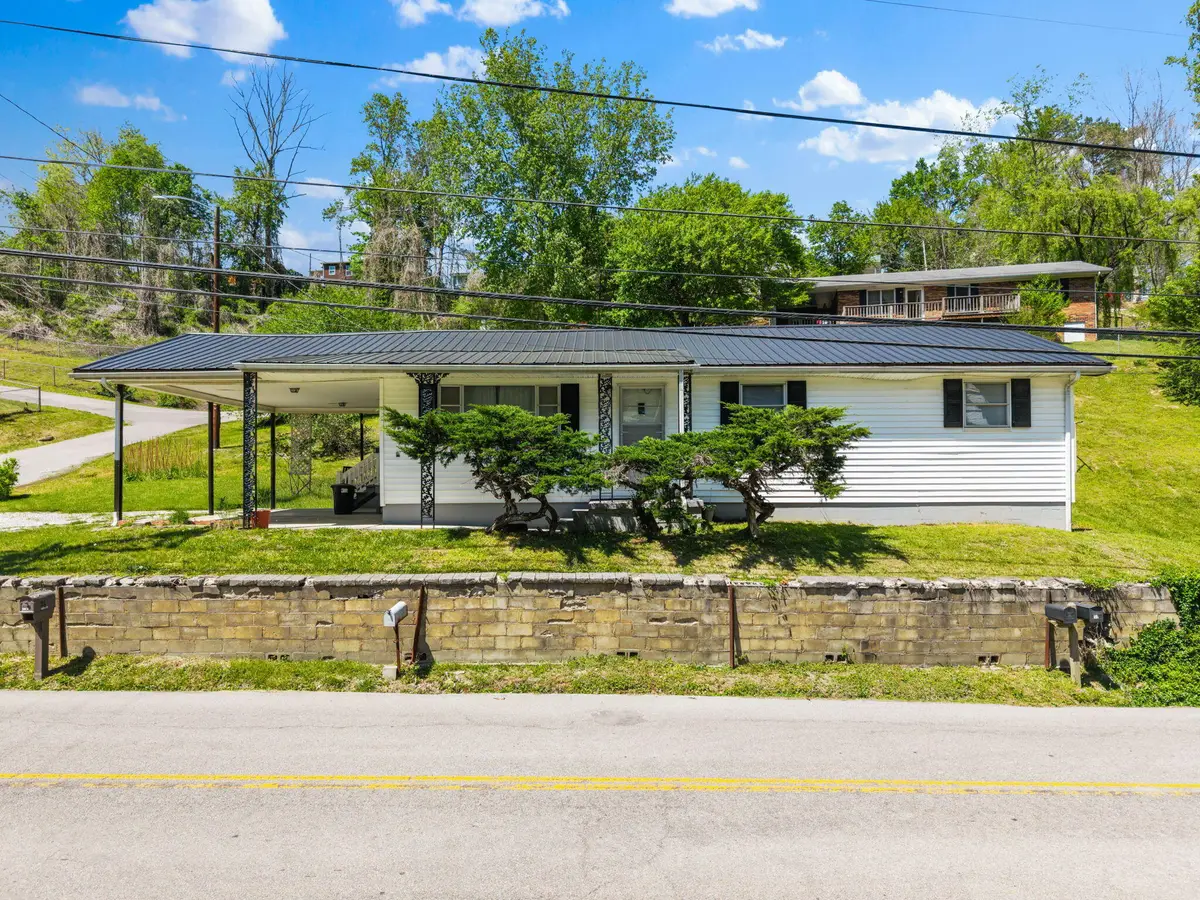 10 Frog Avenue, Manchester, KY 40962 - #1