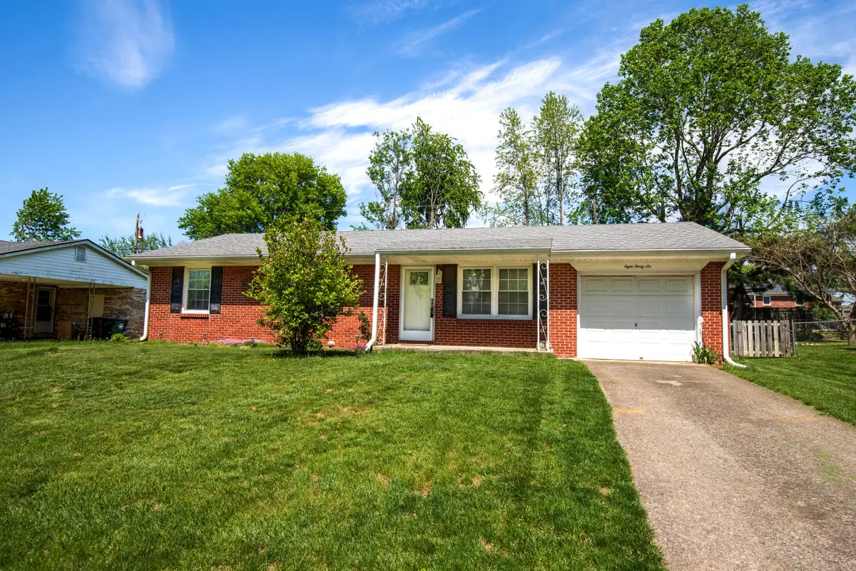 836 Kingsway Drive, Versailles, KY 40383 - #1