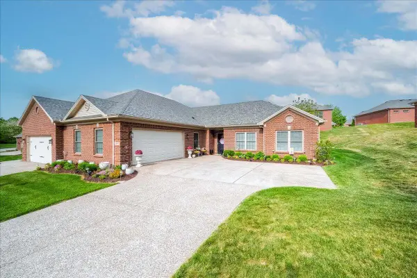 2047 Berry Hill Drive, Frankfort, KY 40601