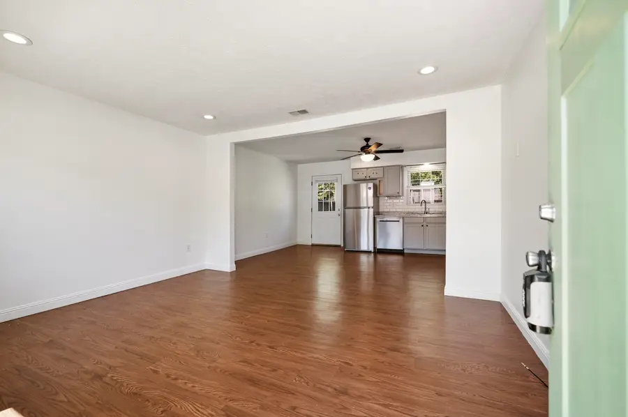 675 Cottonwood Drive, Richmond, KY 40475 - #3