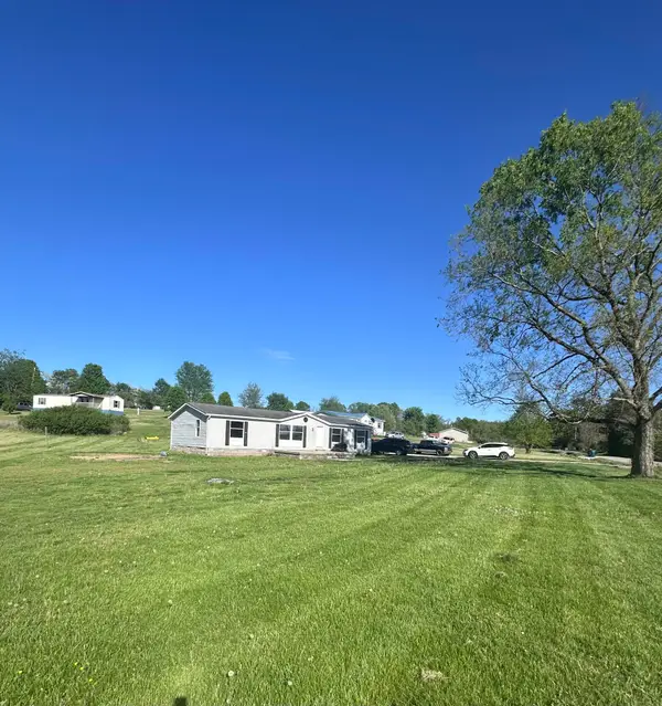 3220 Saltwell Road, Owingsville, KY 40360