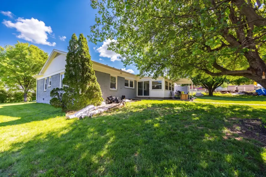 941 Brentsville Road, Paris, KY 40361 - #3