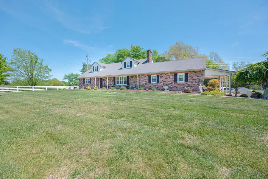 415 S Dogwood Drive, Berea, KY 40403 - #3