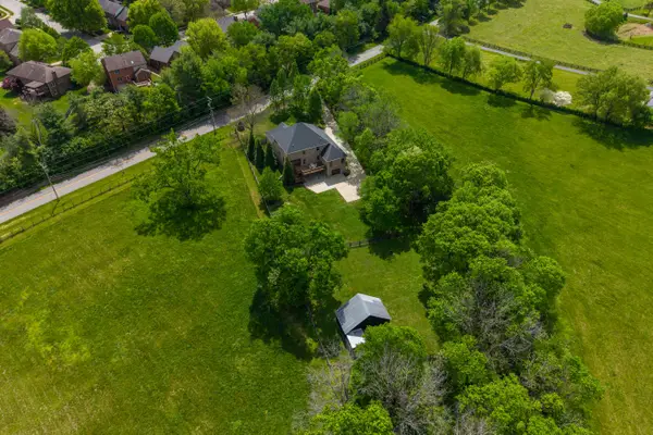 5085 Keene Road, Lexington, KY 40513