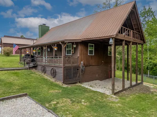 81 Cr-1098 Lane, Frenchburg, KY 40322