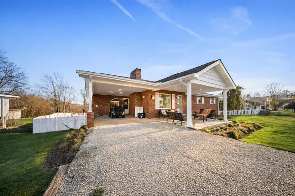 7404 Nekirk Road, Ashland, KY 41102