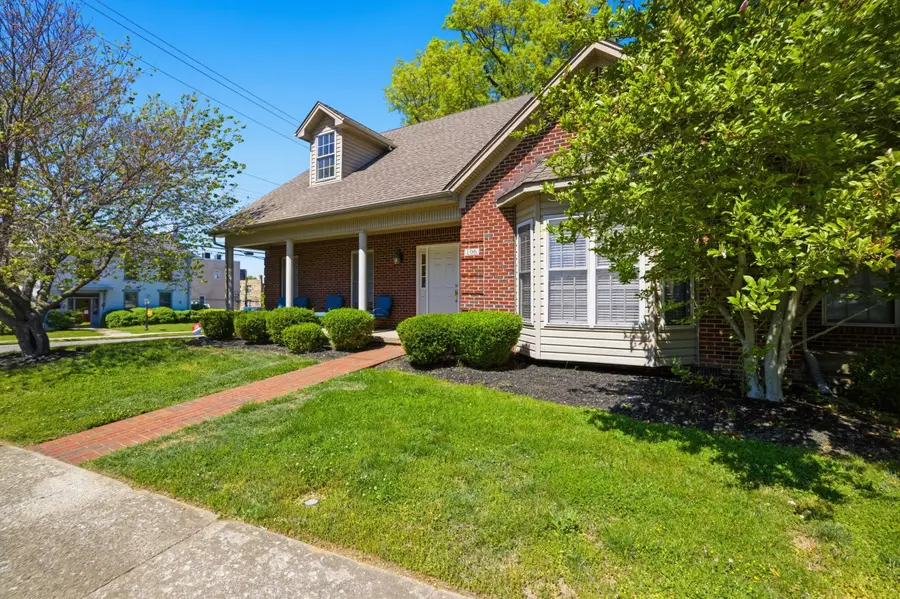 106 Duncan Avenue, Paris, KY 40361 - #2