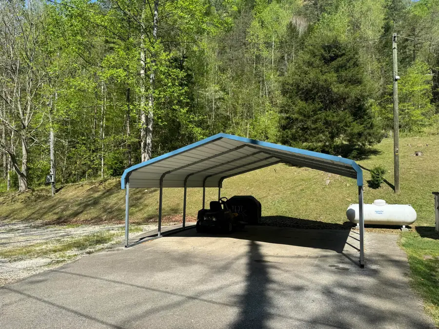 211 Buzzard Fork Road, Jackson, KY 41339 - #3