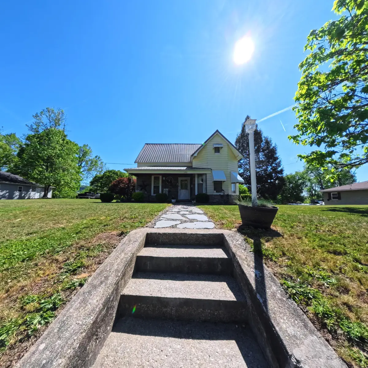 286 Broadway Street, Irvine, KY 40336 - #1