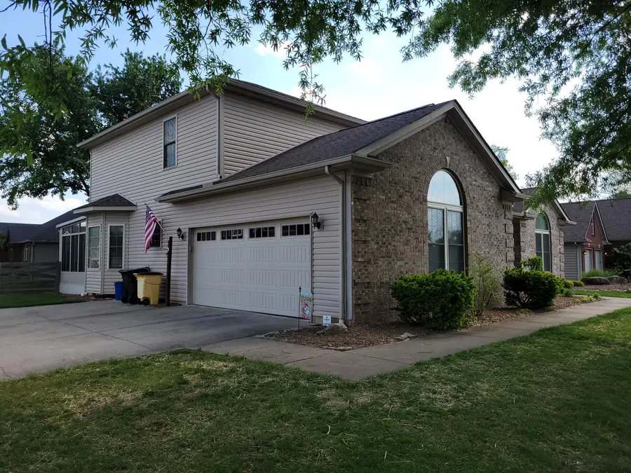 357 S Hill Road, Versailles, KY 40383 - #3