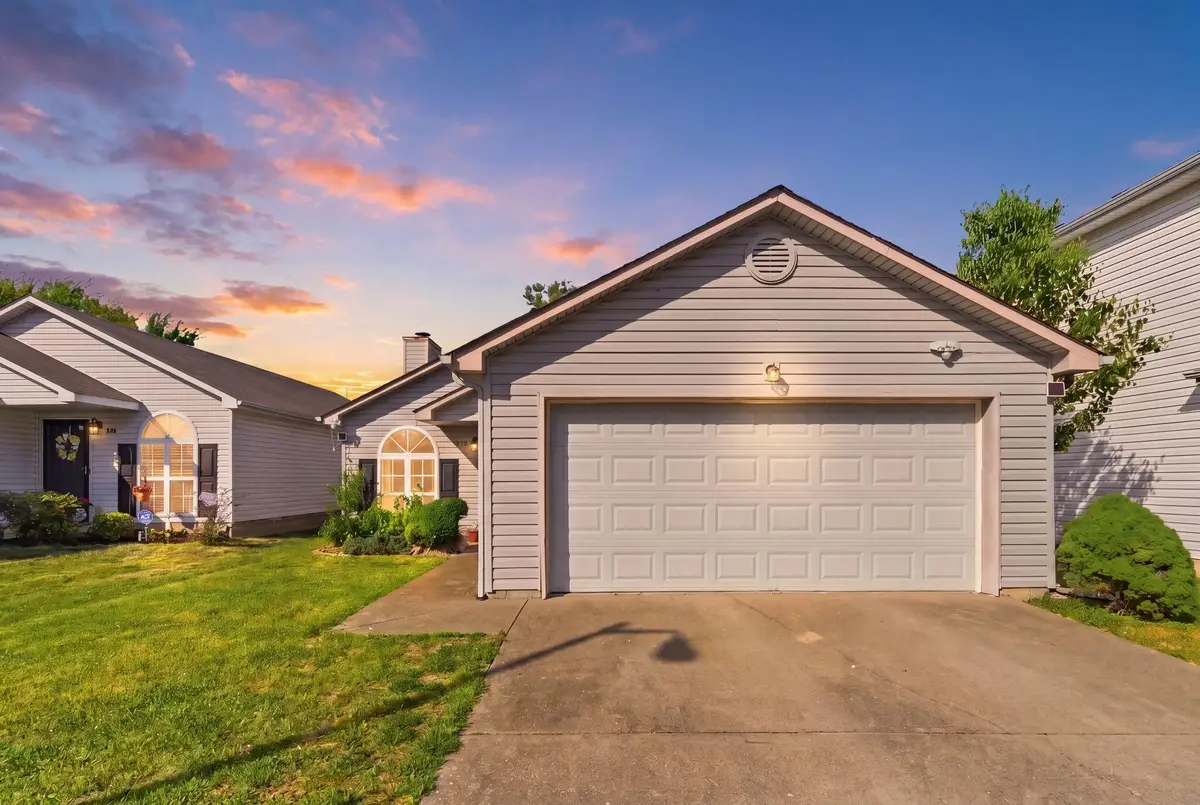 2137 Curtiswood Drive, Lexington, KY 40505 - #1