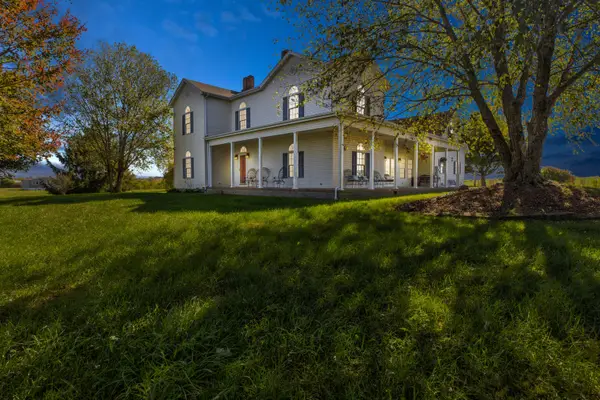 1332 Paris Road, Mt Sterling, KY 40353