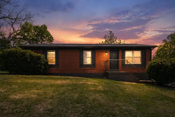 210 Chapel Street, Paris, KY 40361