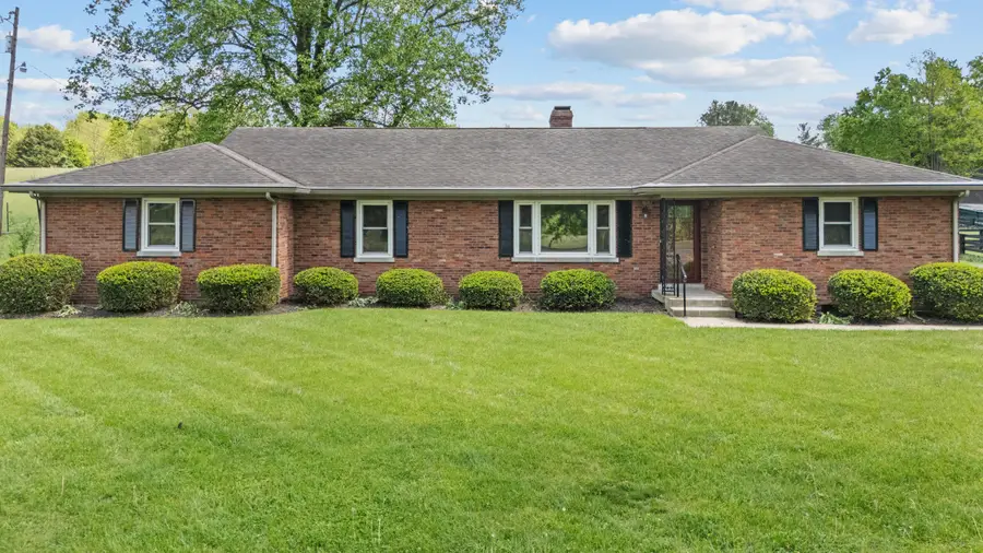 6888 Midway Road, Midway, KY 40347 - #2