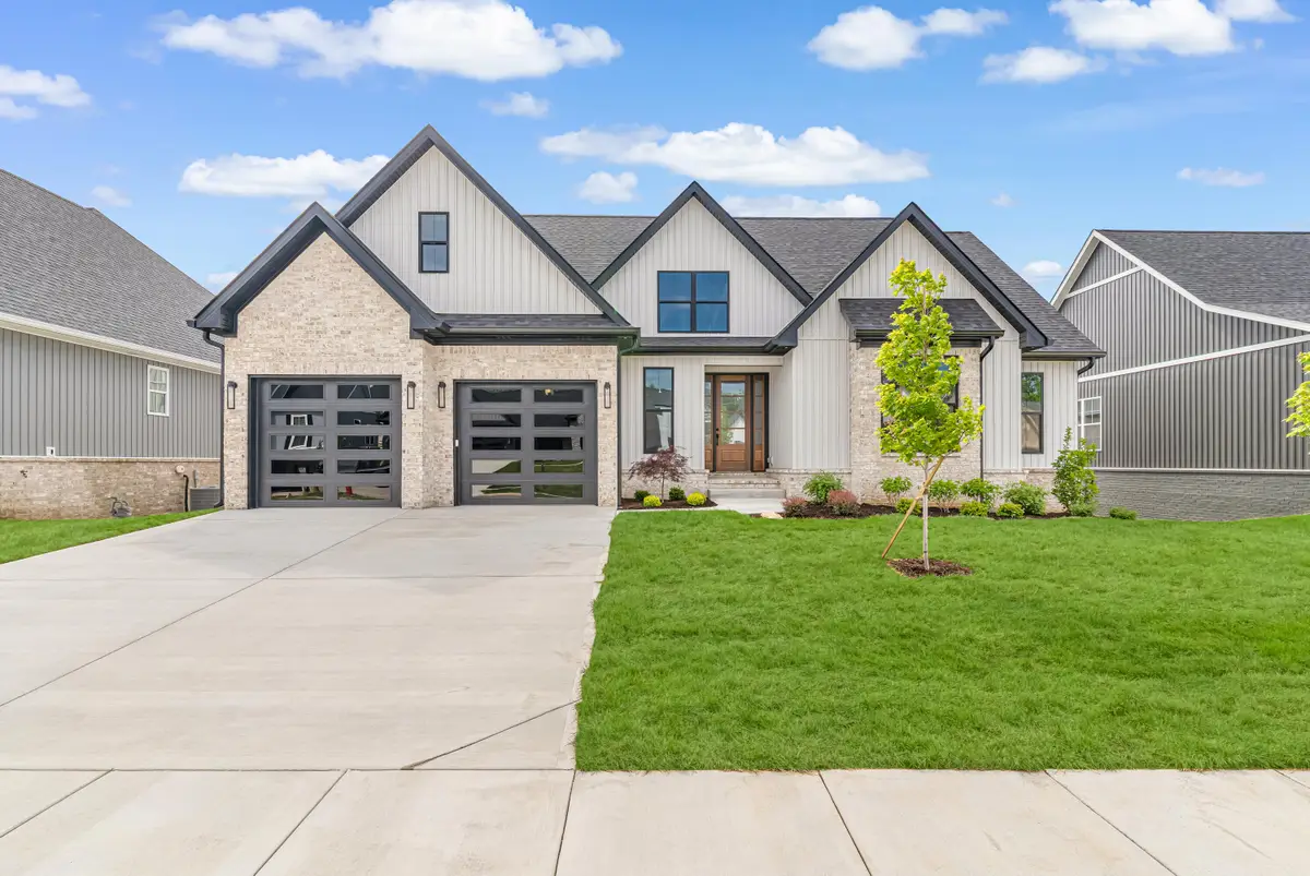 726 Azalea Lane, Versailles, KY 40383 - #1