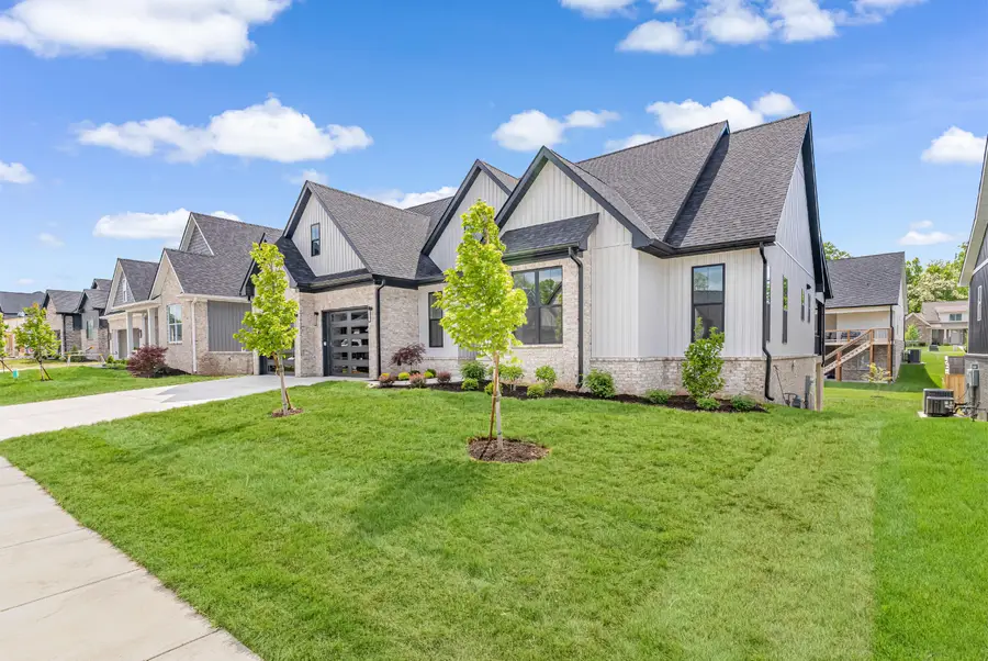 726 Azalea Lane, Versailles, KY 40383 - #3