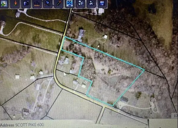 600 Scott Pike, Waddy, KY 40076