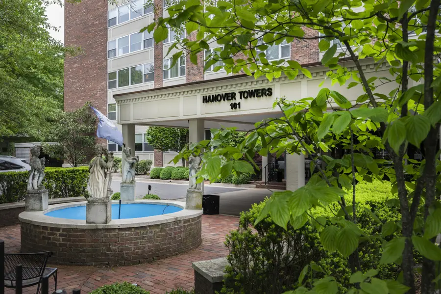 101 S Hanover Avenue #5A, Lexington, KY 40502 - #2