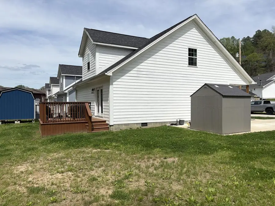 27 Wetzel Drive, Paintsville, KY 41240 - #3