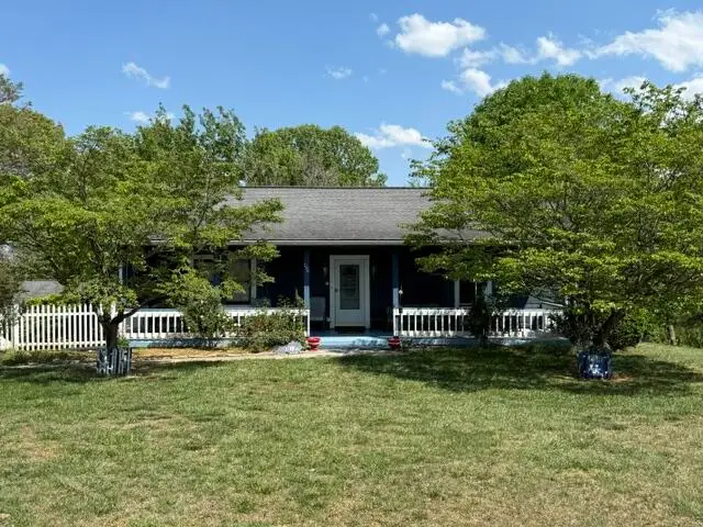 402 Westwood Drive, Nancy, KY 42544 - #2