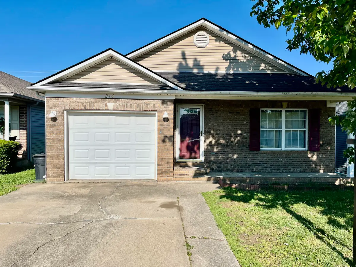 216 Christopher Drive, Nicholasville, KY 40356 - #1