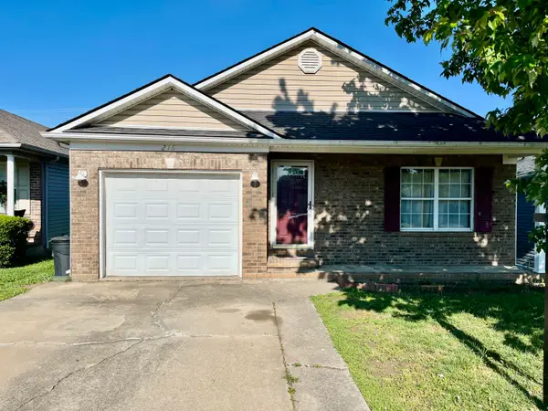 216 Christopher Drive, Nicholasville, KY 40356