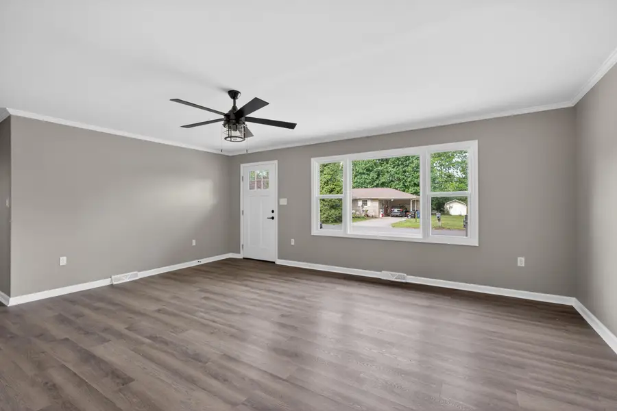 112 Leslie Drive, Berea, KY 40403 - #3