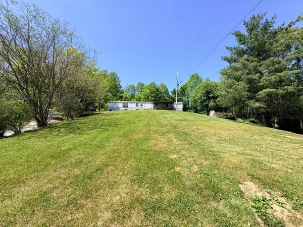 1972 Garvin Ridge Road, Olive Hill, KY 41164