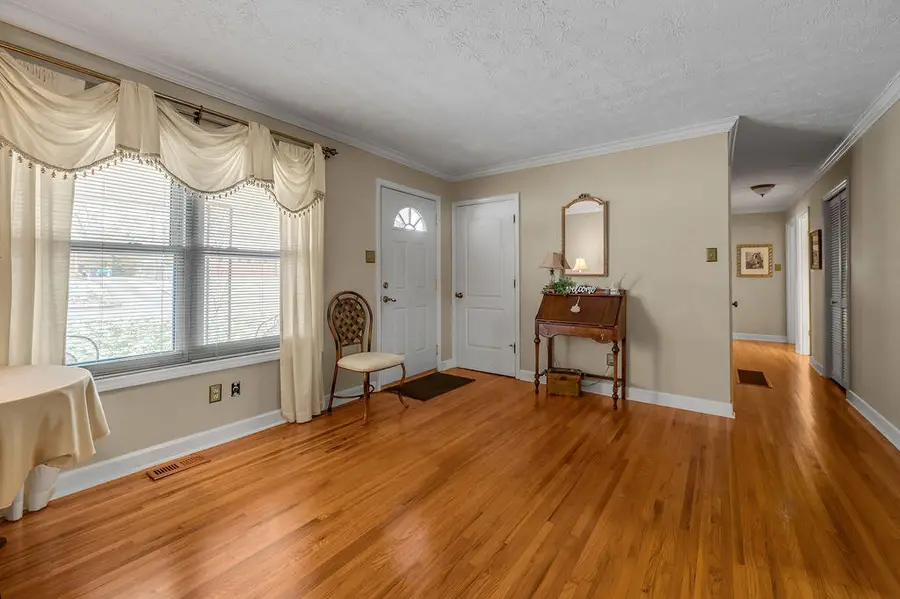 1120 Centurian Road, Lexington, KY 40517 - #2