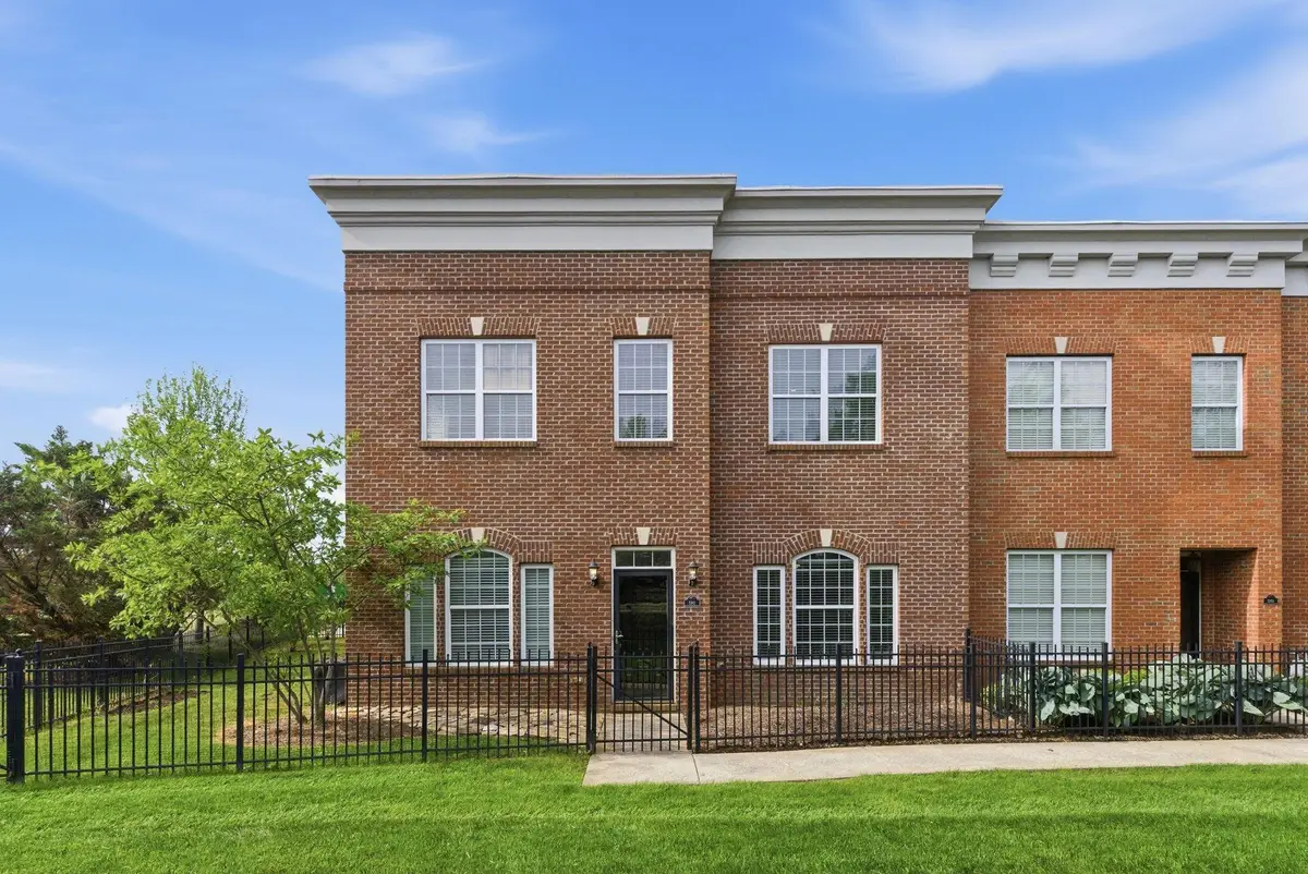 3301 Beacon Street, Lexington, KY 40513 - #1