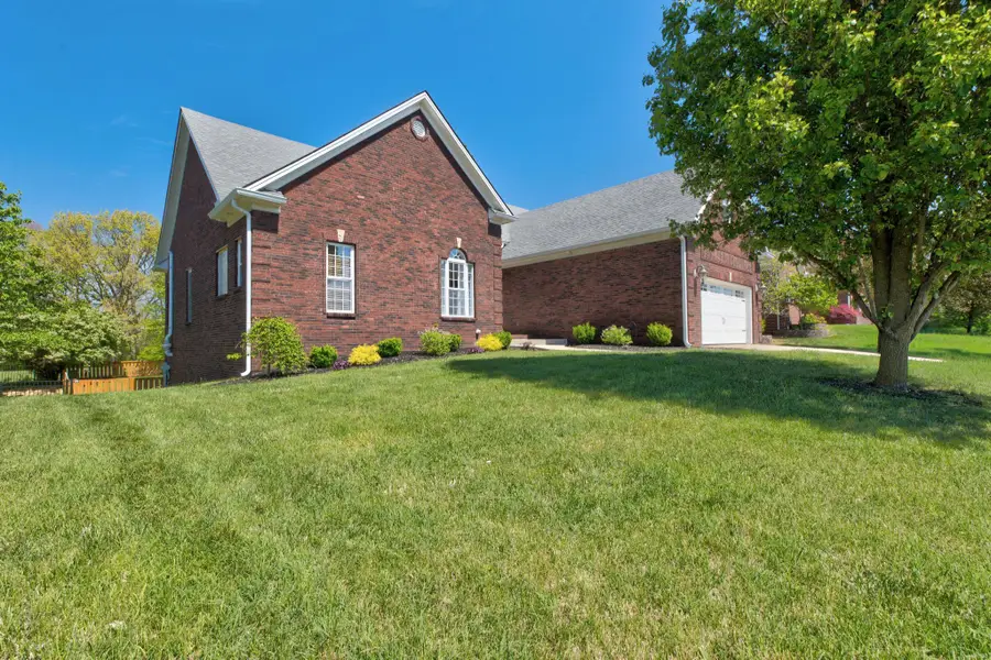 124 St Andrews Way, Georgetown, KY 40324 - #3