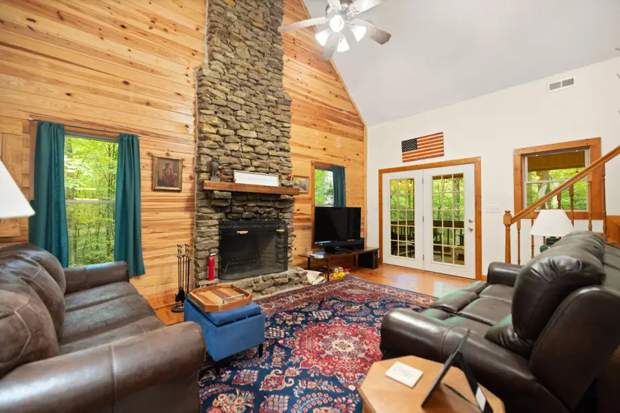 395 Stoneybrook Road, Burnside, KY 42519 - #3