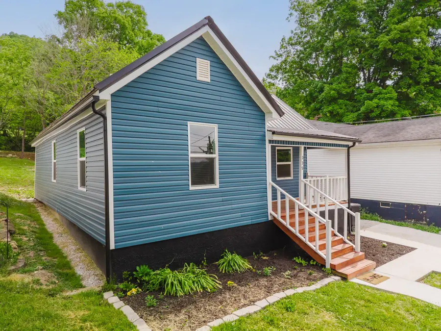 335 Broadway Street, Irvine, KY 40336 - #3