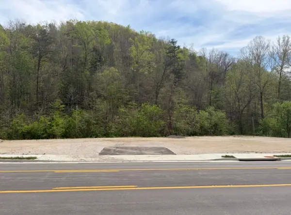 460 Main Street, Frenchburg, KY 40322