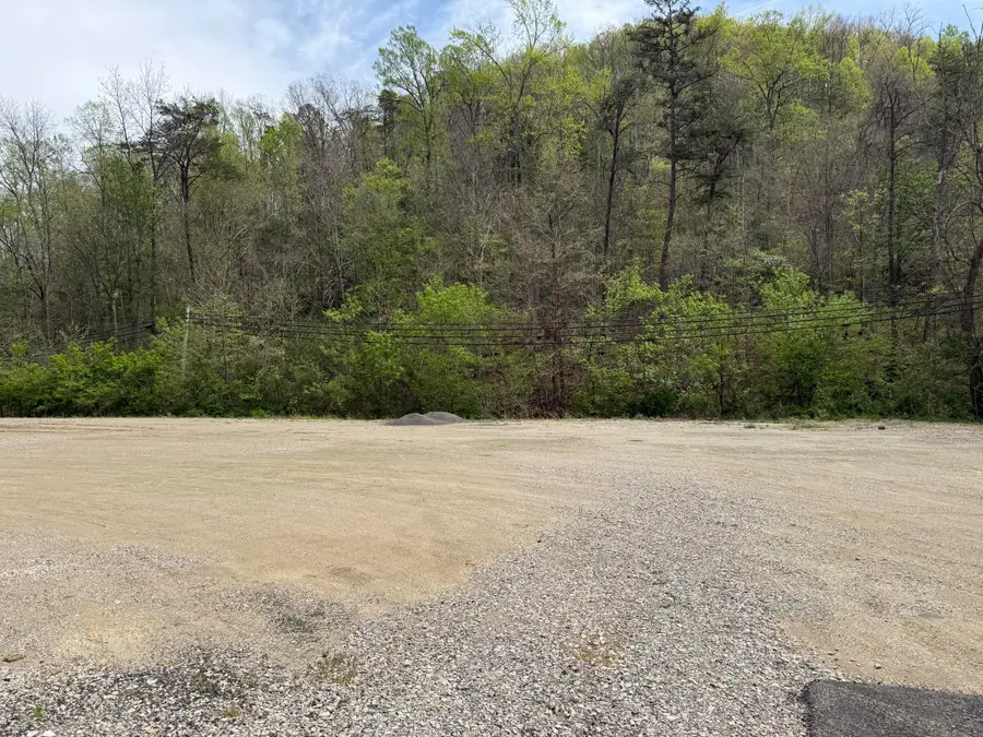 460 Main Street, Frenchburg, KY 40322 - #3