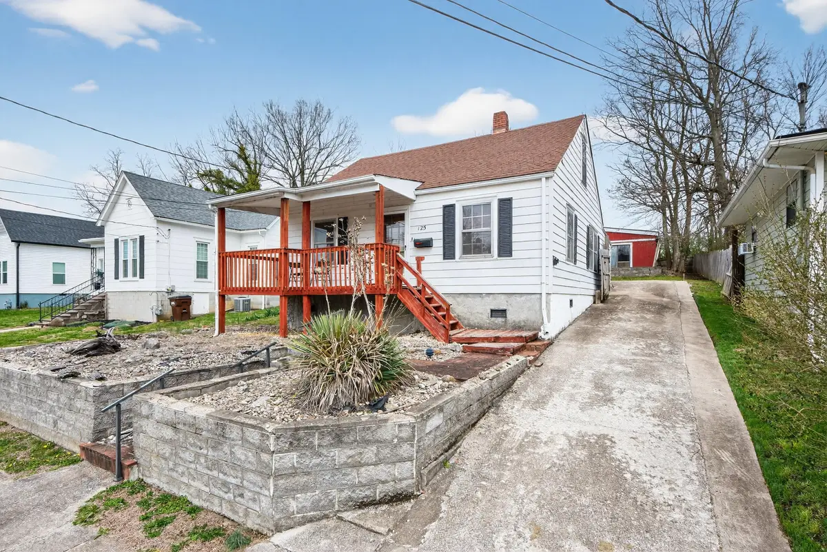 125 E Walnut Street, Richmond, KY 40475 - #1
