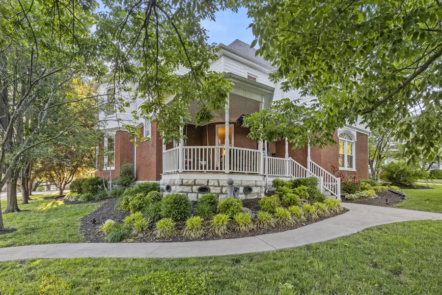 342 N Main Street, Harrodsburg, KY 40330 - #3