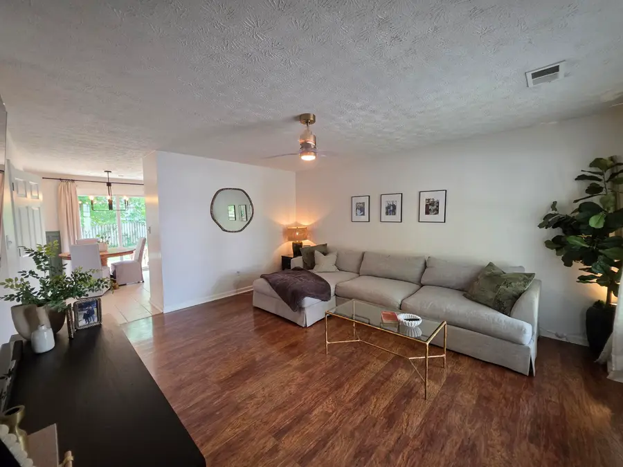 1328 Amherst Drive, Lexington, KY 40515 - #3