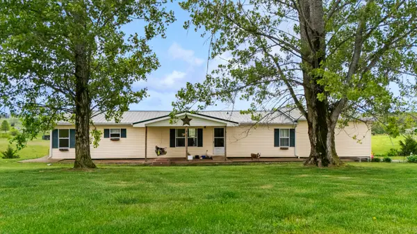 7113 Dixon Pike, Maysville, KY 41056
