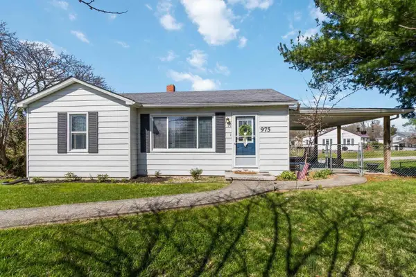 975 Big Hill Road, Berea, KY 40403