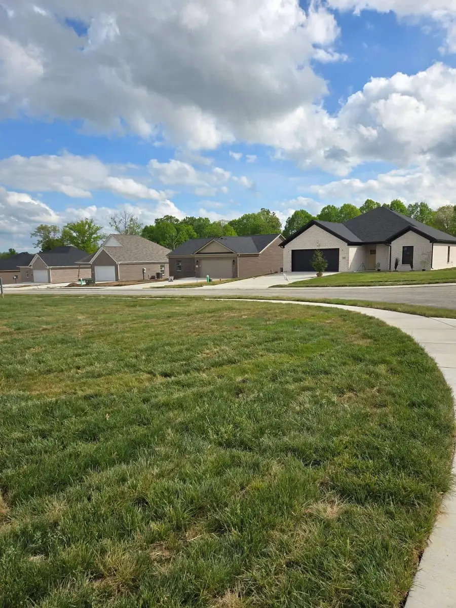 307 Cinchpost Circle, London, KY 40744 - #2